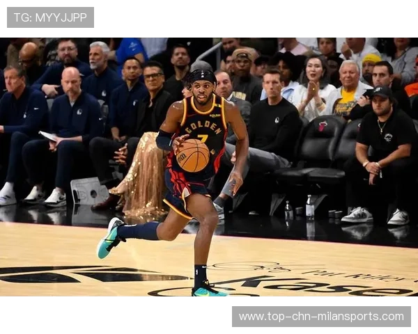 勇士场上节奏：外线跑位的适时调整继续带来优势